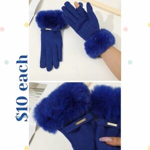 Elegant Blue Fur-Trimmed Gloves